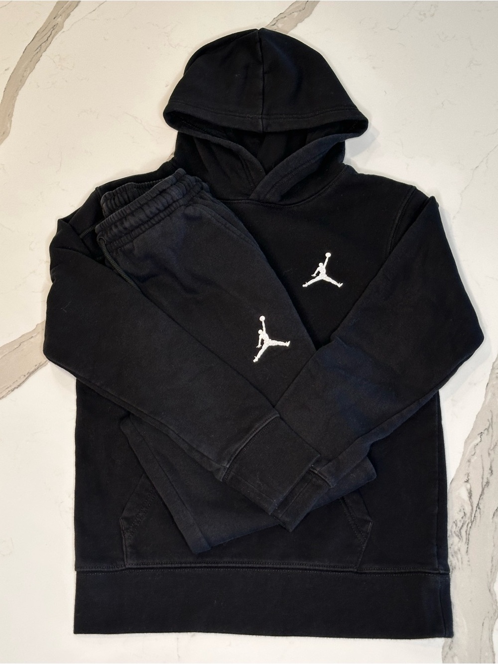 Kids Jordan Black Hoodie and Jogger Set with White Jumpman Logos - Medium